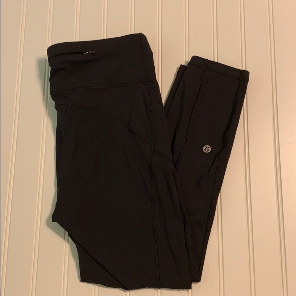 Lululemon final lap crop leggings 23”